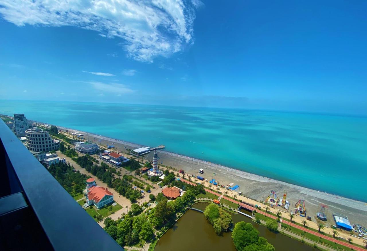 Orbi City Twins Tower Batumi Exterior foto